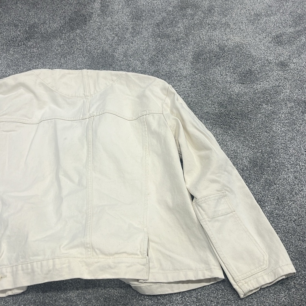 Structured Zara Jacket - Picture 4 of 4